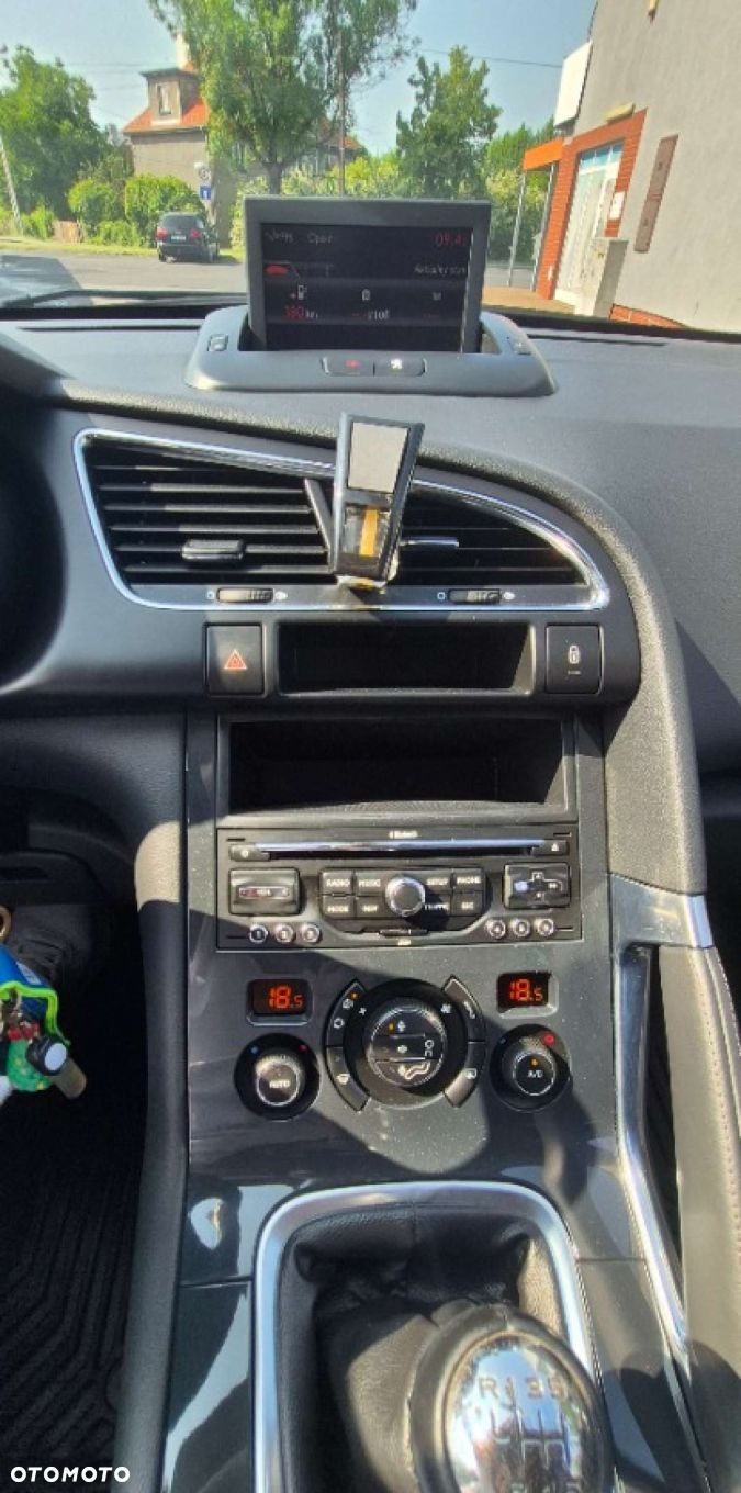 Peugeot 3008 1.6 HDi Premium - 15