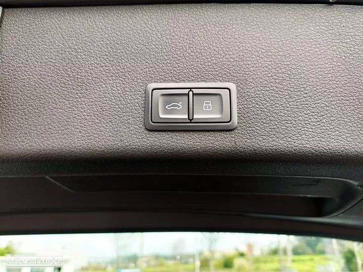 Audi e-tron 55 quattro S line - 25