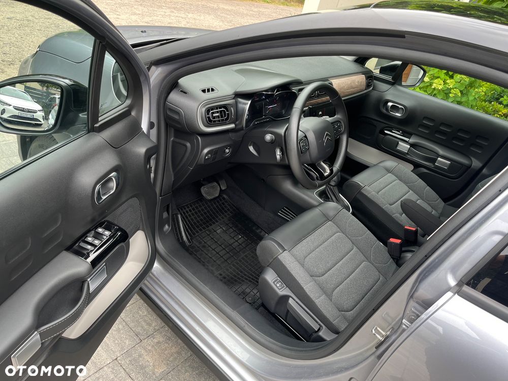 Citroën C3 1.2 PureTech Shine EAT6 - 10