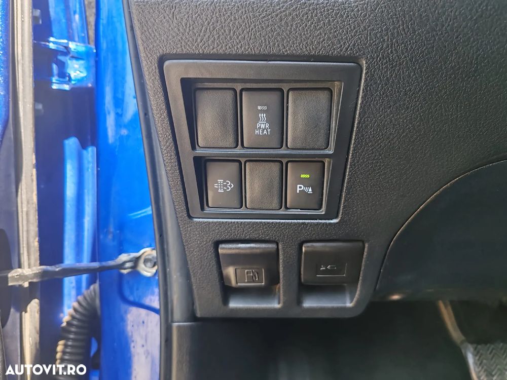 Toyota Hilux 2.4D 150CP 4x4 Double Cab AT Executive - 14