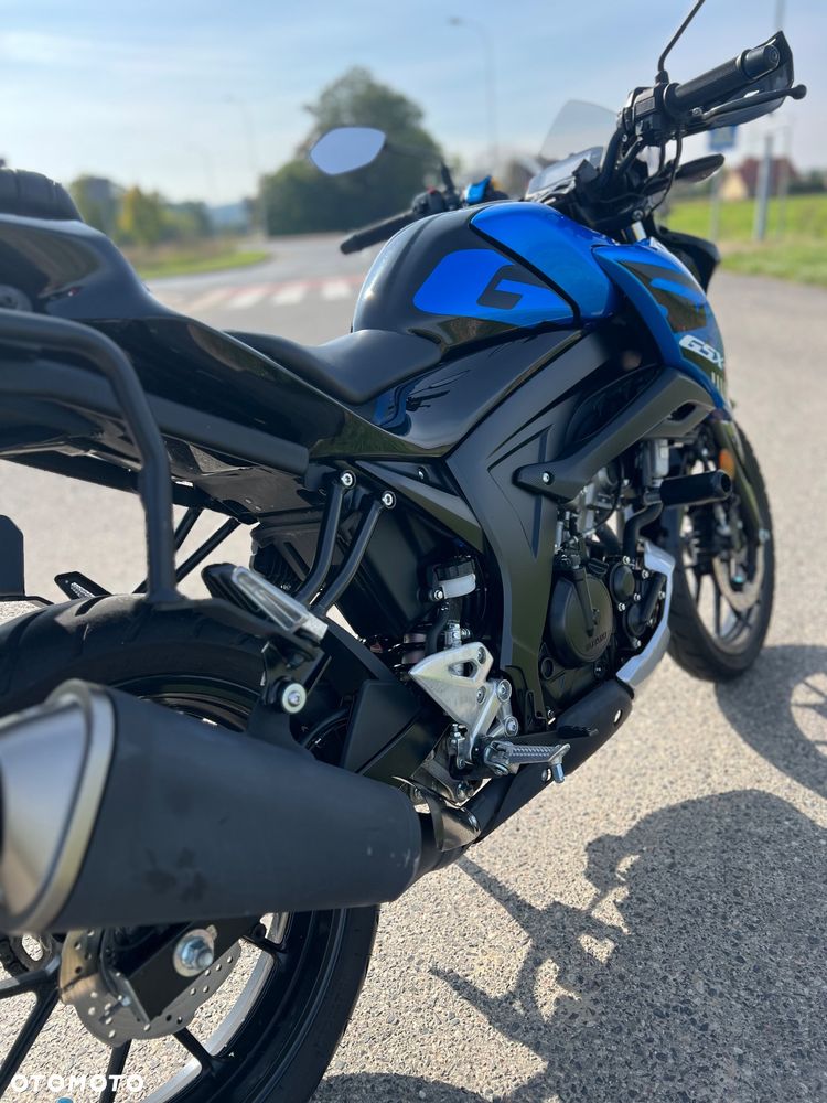 Suzuki GSX - 9