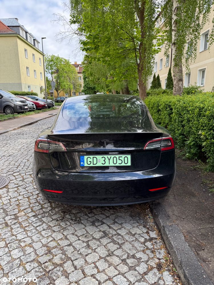 Tesla Model 3 - 2