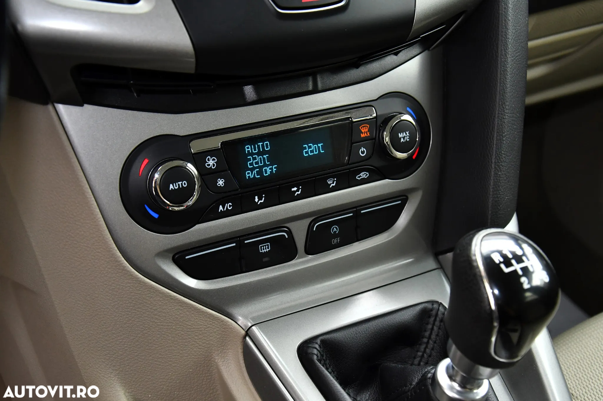 Ford Focus 1.0 EcoBoost Start-Stopp-System Trend - 12