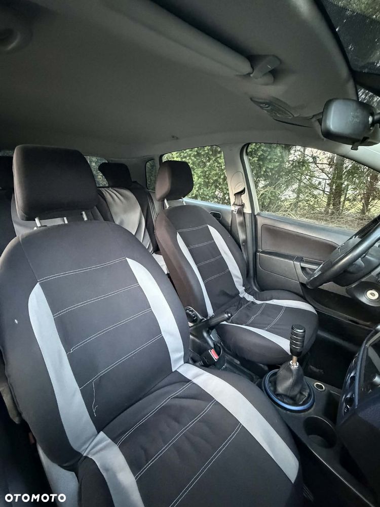 Ford Fiesta 1.4 Ambiente - 9