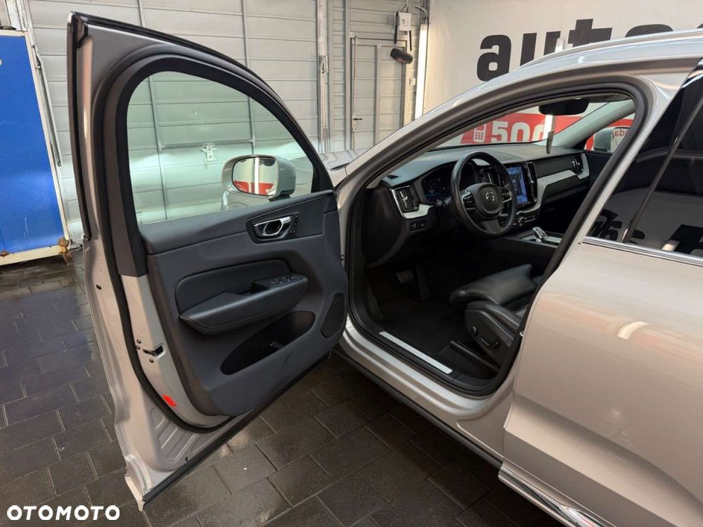 Volvo XC 60 - 20