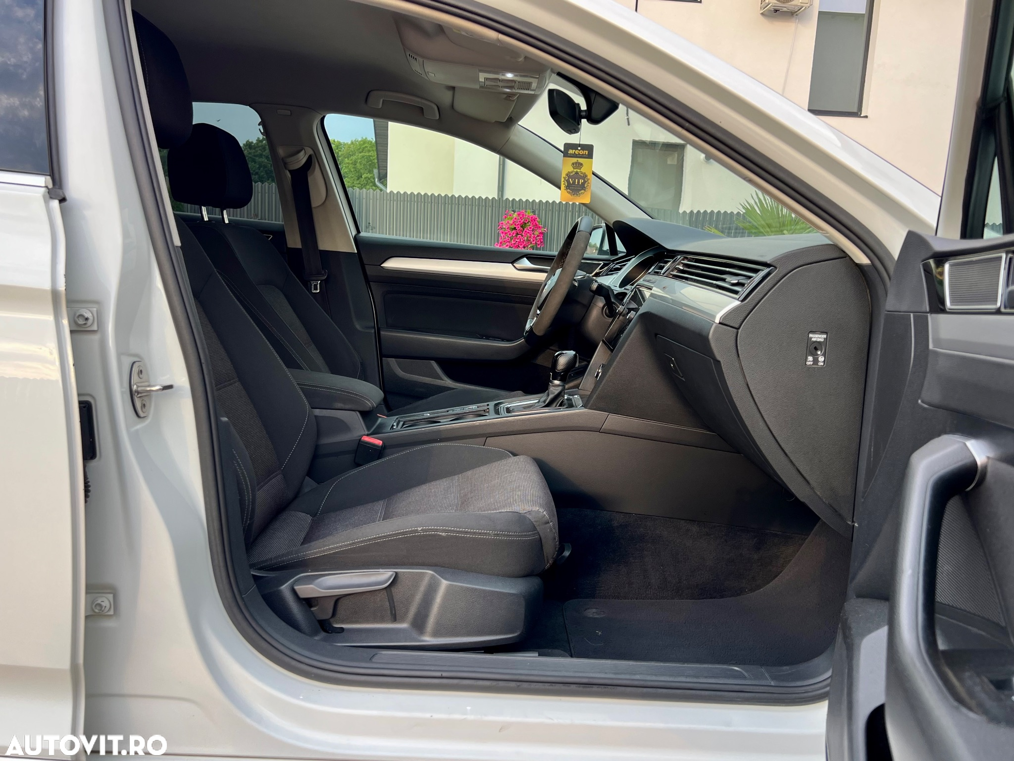 Volkswagen Passat 1.6 TDI (BlueMotion Technology) DSG Comfortline - 15