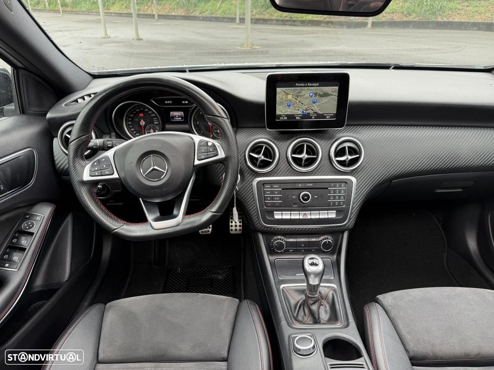 Mercedes-Benz A 180 d AMG Line - 7
