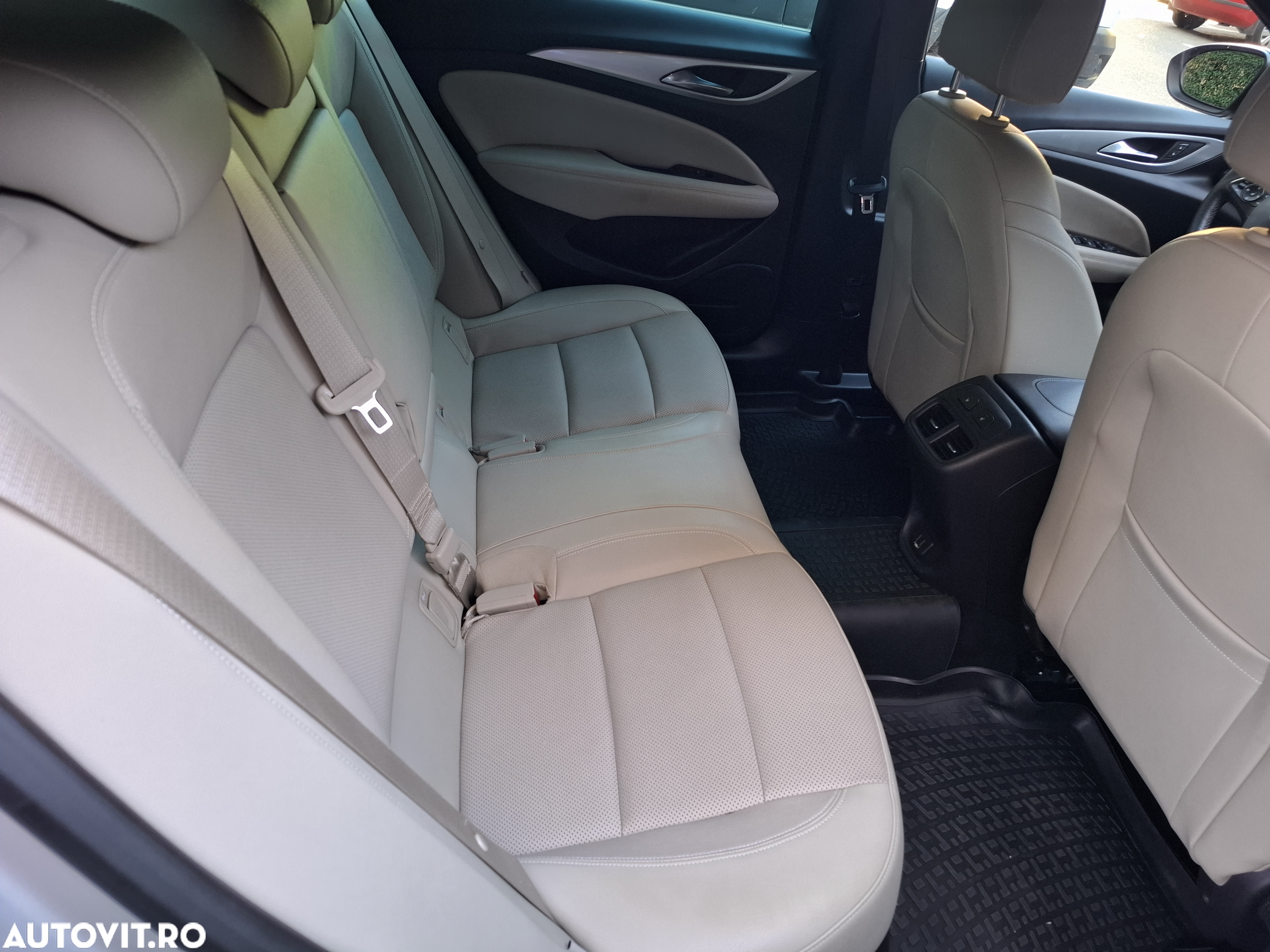 Opel Insignia Grand Sport 2.0 Diesel 4x4 Automatik Elegance - 12