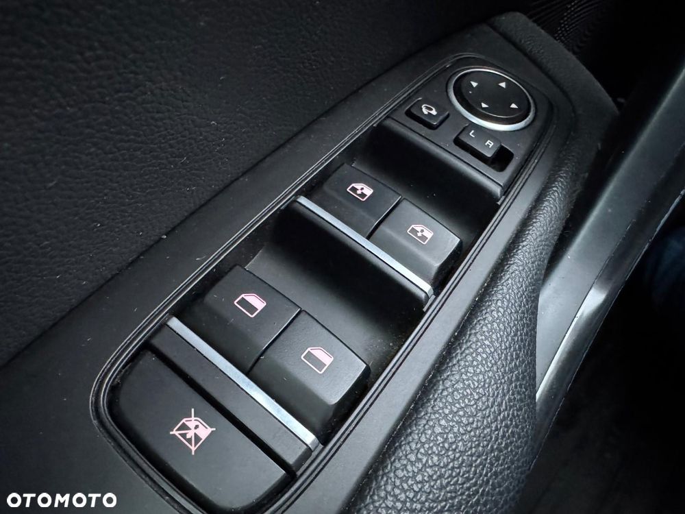 Kia Ceed 1.4 T-GDI DCT OPF Spirit - 17