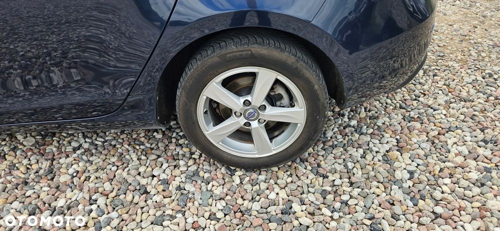 Volvo V40 T3 - 14