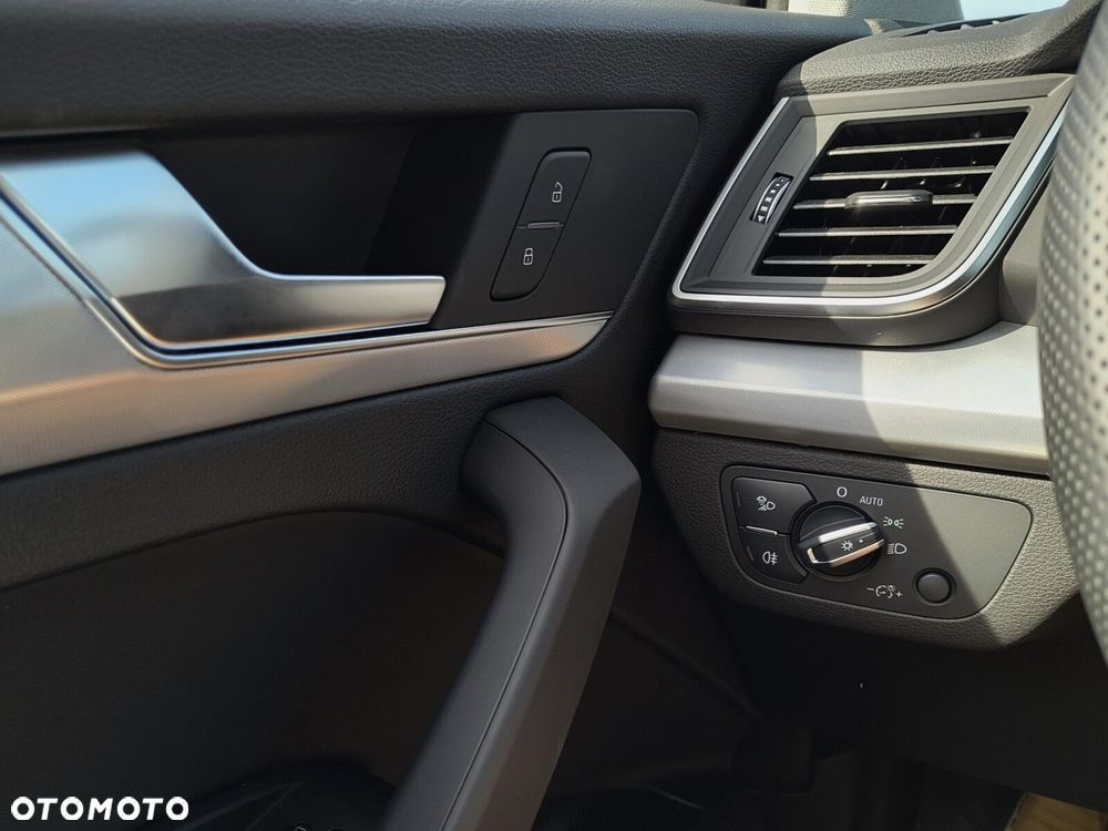 Audi Q5 55 TFSI e Quattro S Line S tronic - 22