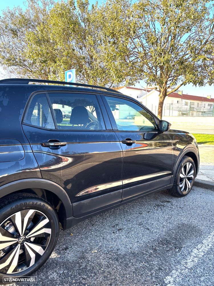 VW T-Cross 1.0 TSI BlackStyle - 25