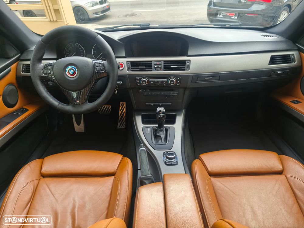 BMW 320 d xDrive Coupe Aut. M Sport Edition - 24