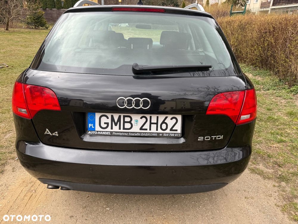 Audi A4 Avant 2.0 TDI DPF - 13