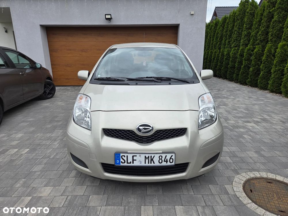 Toyota Yaris 1.33 VVT-i Edition - 2