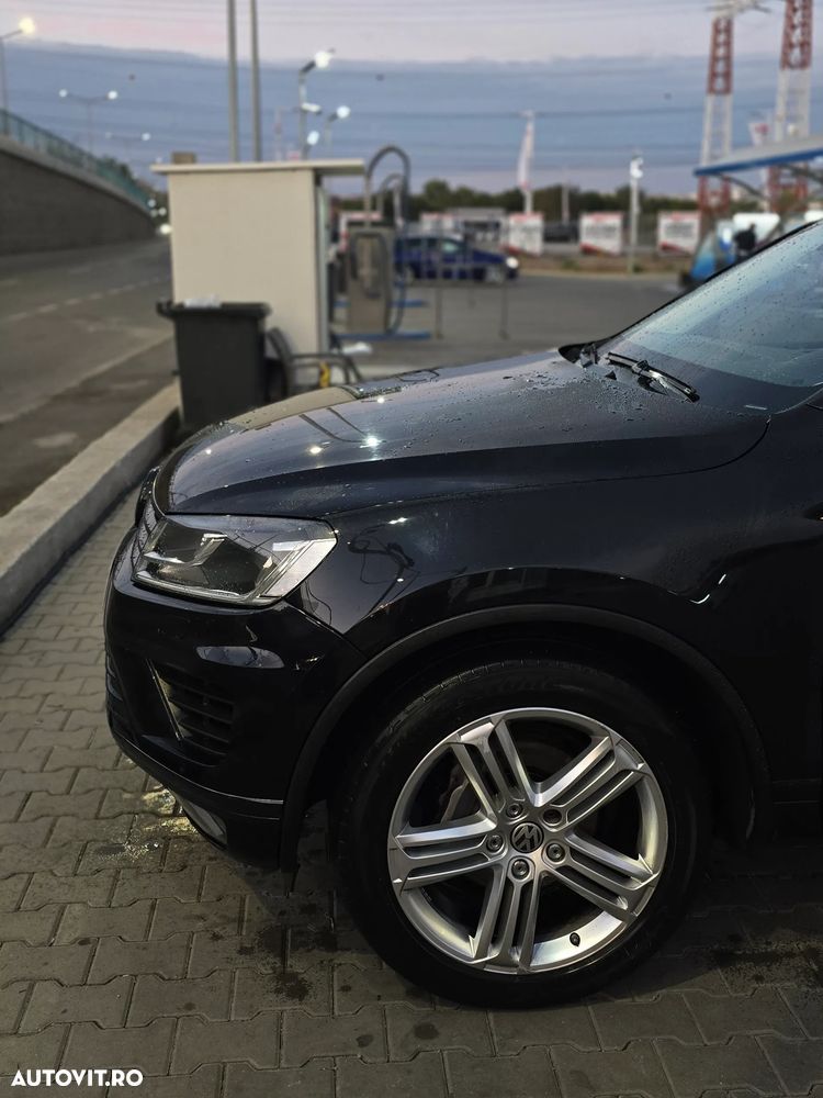 Volkswagen Touareg 3.0 V6 TDI SCR Blue Motion DPF Automatik Executive Edition - 11