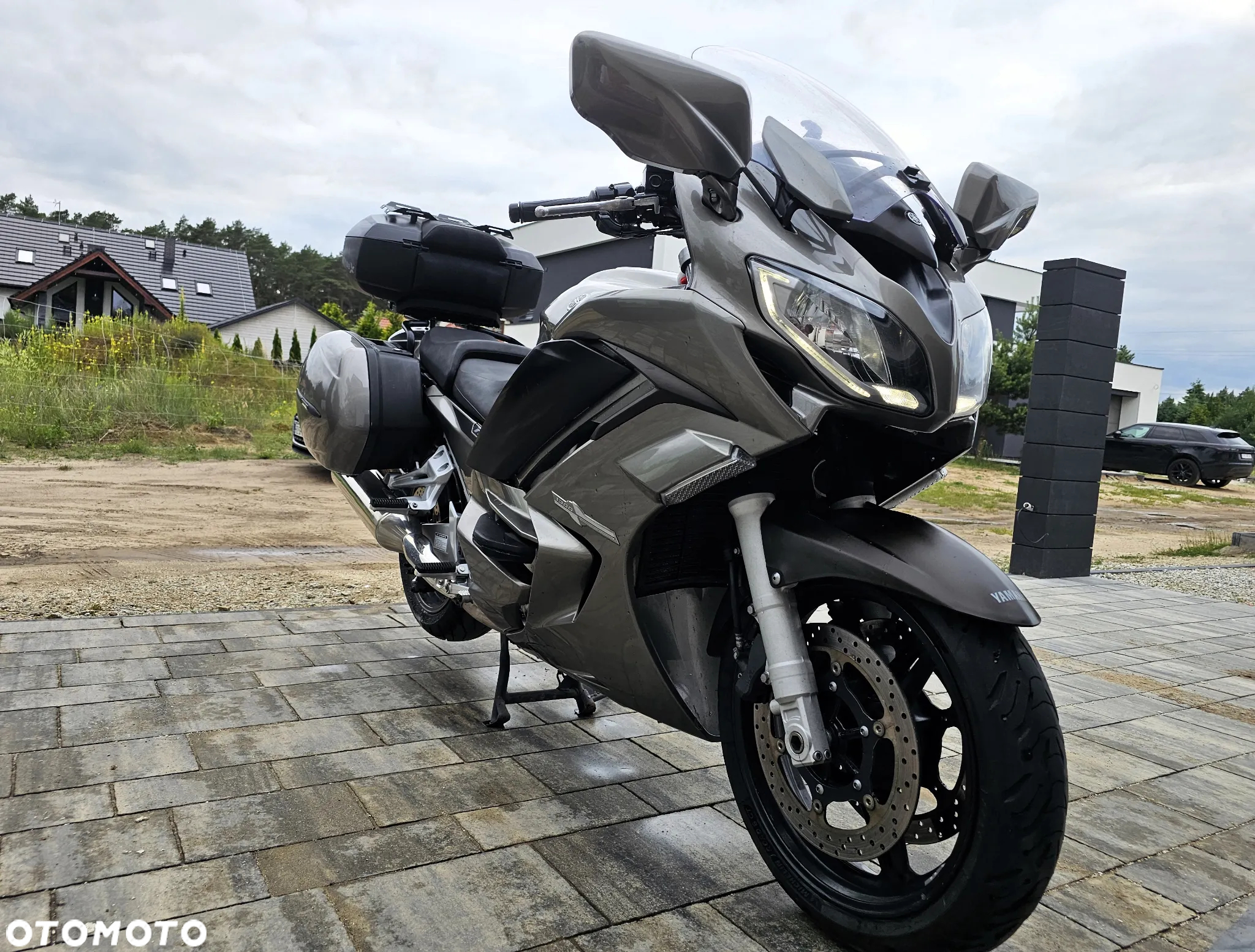 Yamaha FJR - 6
