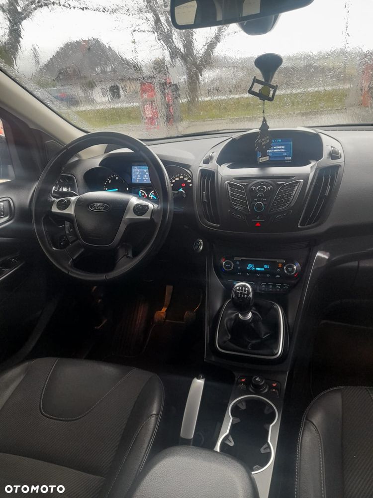 Ford Kuga 2.0 TDCi 4x4 Titanium - 15