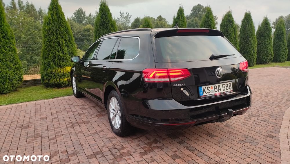 Volkswagen Passat 2.0 TDI SCR Elegance - 6