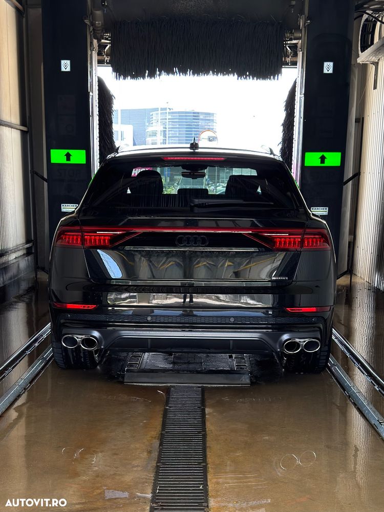 AUDI Q8 2023 — imagine 7