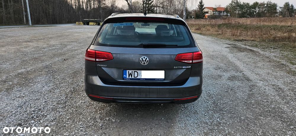 Volkswagen Passat Variant 2.0 TDI BMT Comfortline - 17