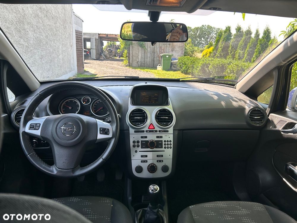 Opel Corsa 1.3 CDTI - 10