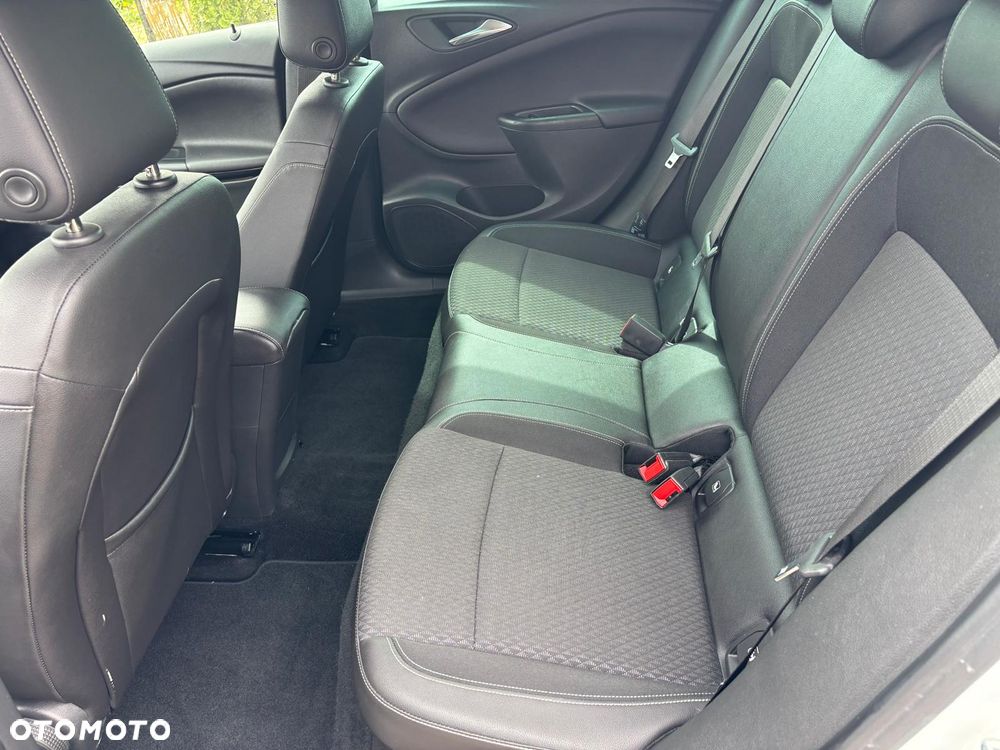 Opel Astra 1.4 Turbo Dynamic - 17