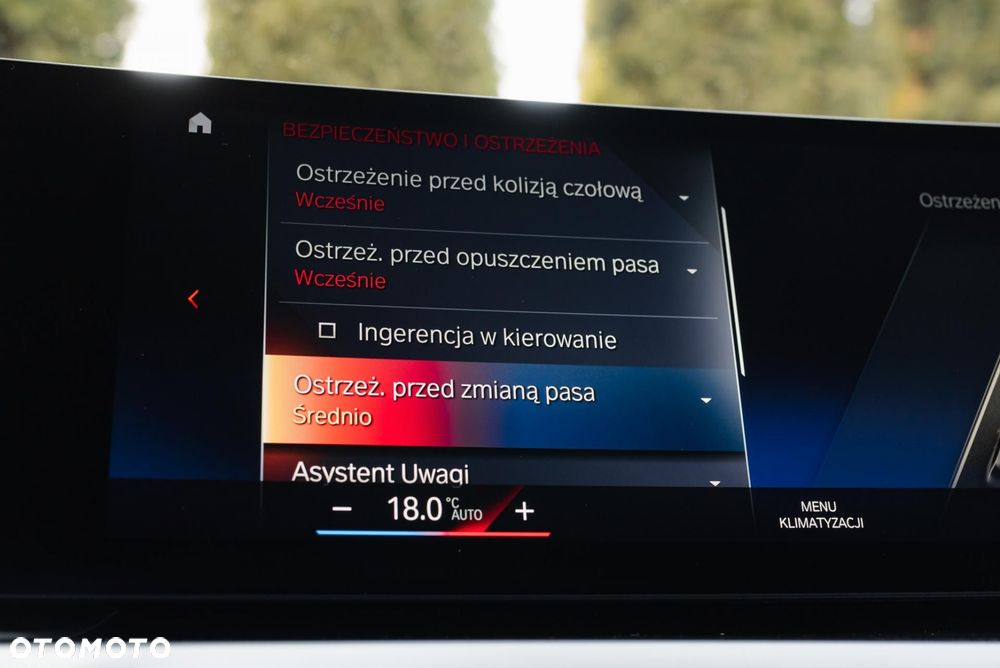 BMW Seria 3 320d xDrive - 23