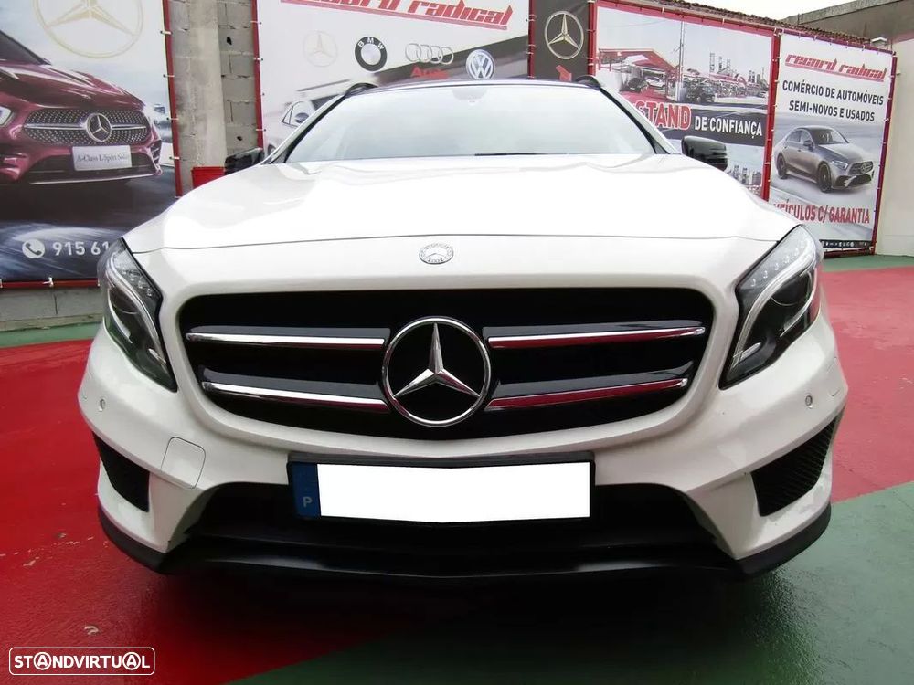 Mercedes-Benz GLA 220 CDI 4Matic 7G-DCT AMG Line - 14