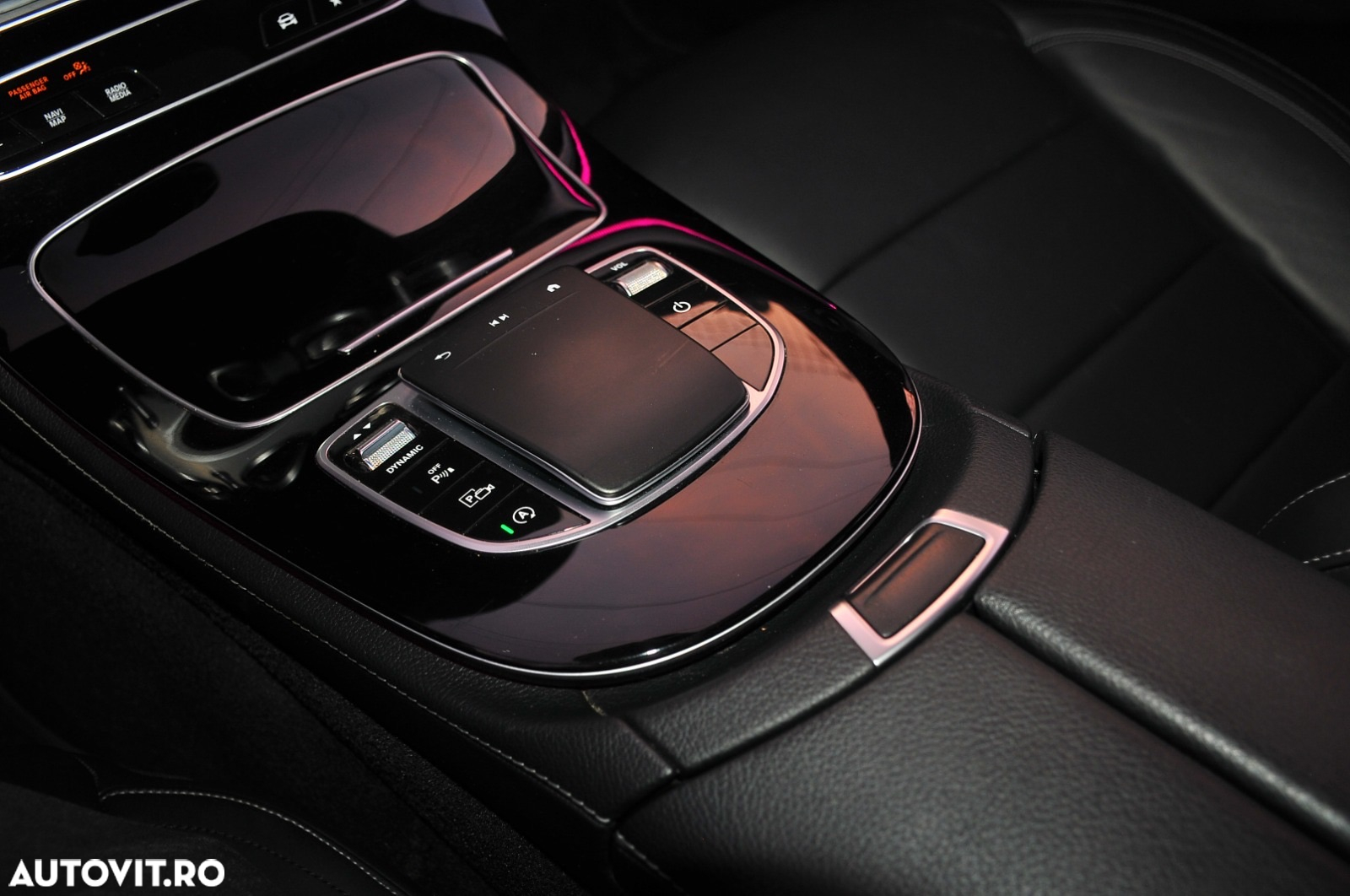 Mercedes-Benz E 400 d 4Matic T 9G-TRONIC AMG Line - 9