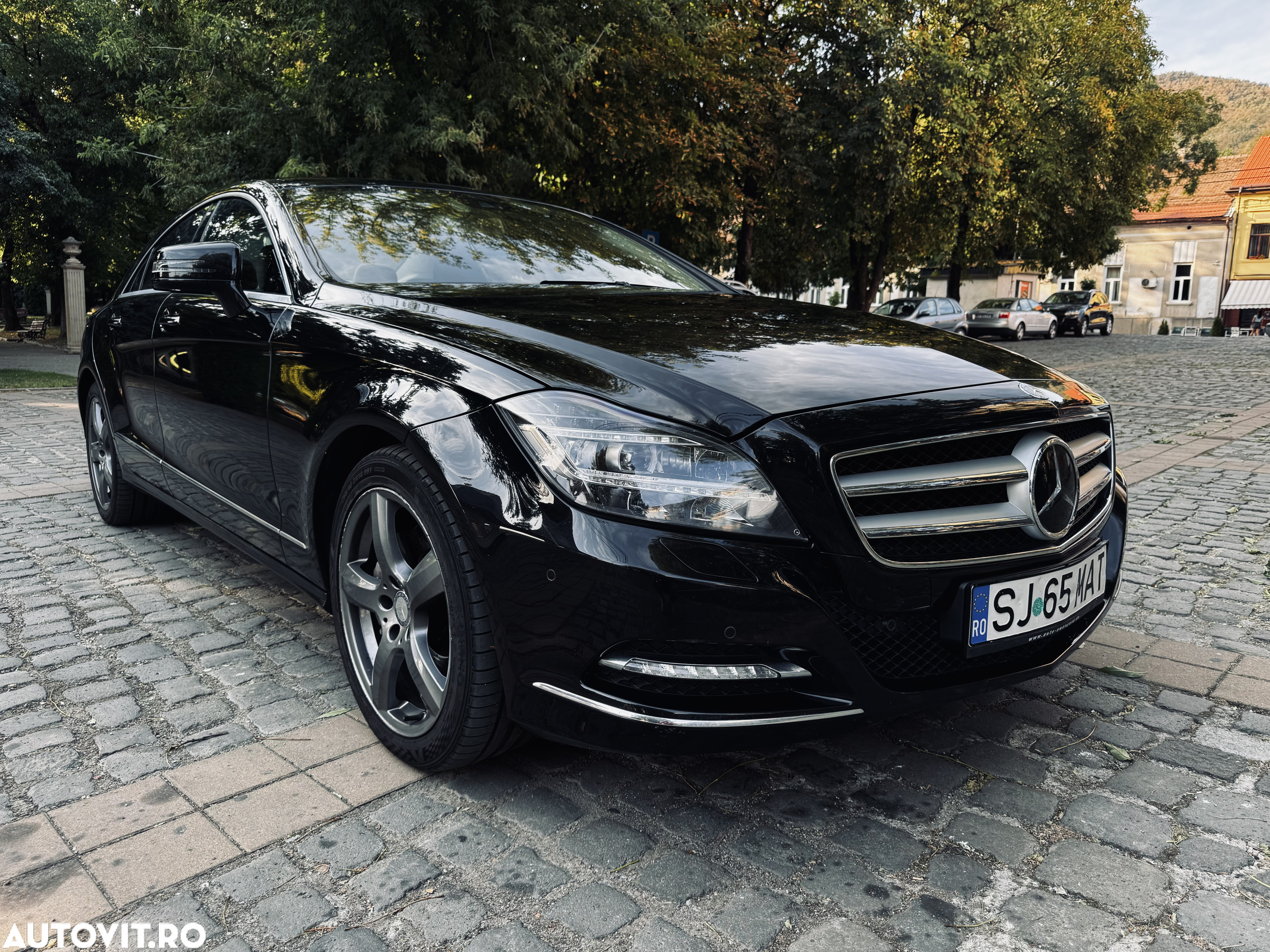 Mercedes-Benz CLS 350 CDI 4Matic 7G-TRONIC - 25