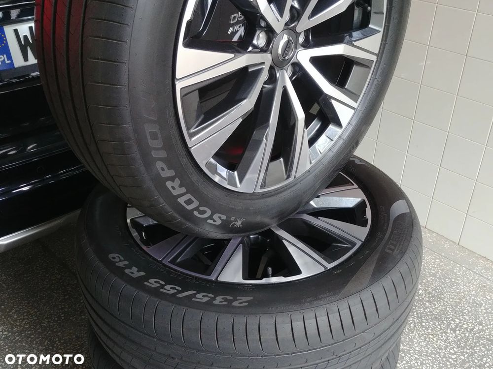 PREMIUM Volvo XC-60 XC60 5-V Spoke Diamond Cut Pirelli Scorpion 235/55R19 105W - 3