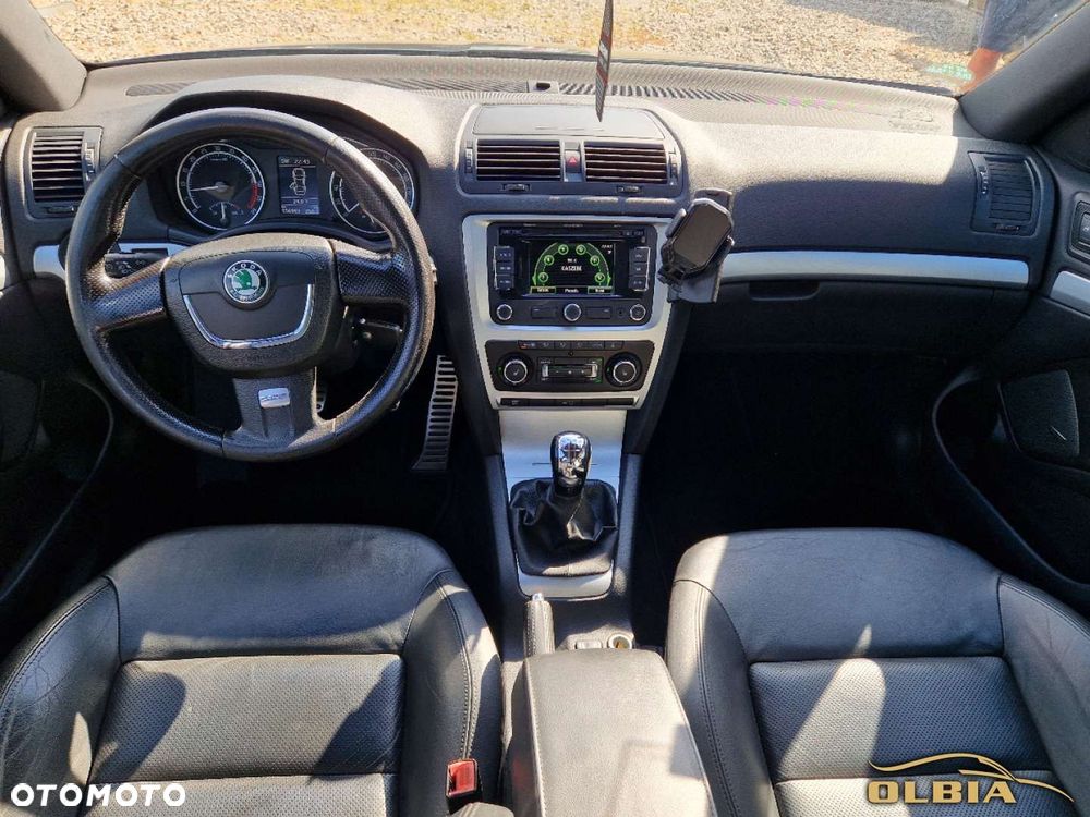 Skoda Octavia 2.0 TDI RS - 6
