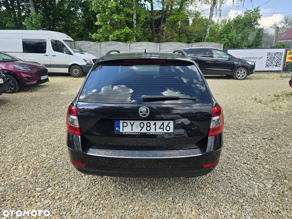 Skoda Octavia - 24