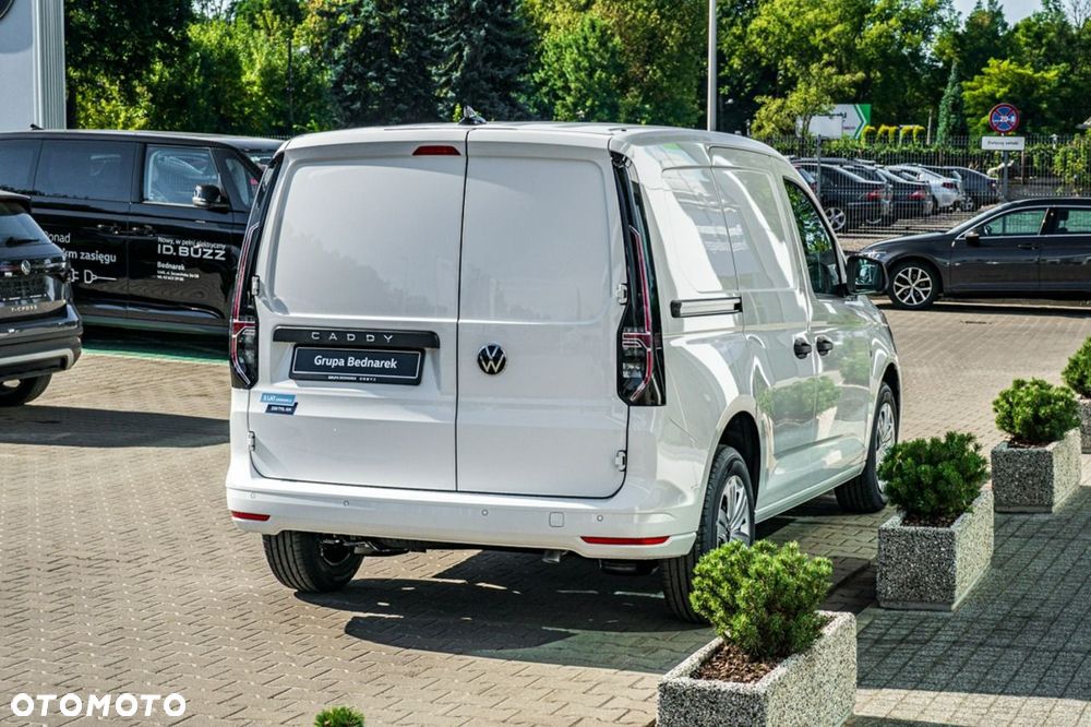 Volkswagen Caddy - 10