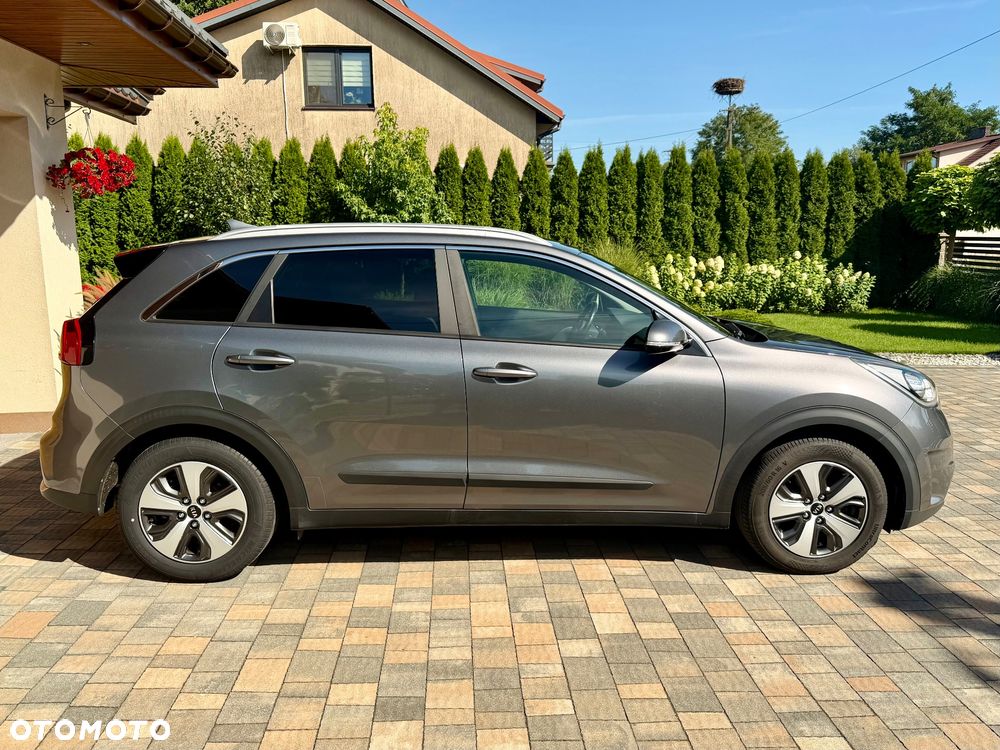 Kia Niro 1.6 GDI Hybrid M - 7
