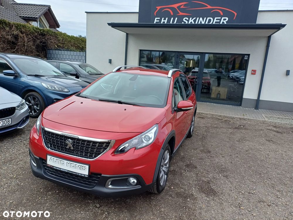 Peugeot 2008 1.2 Pure Tech GPF Signature S&S EAT6 - 3