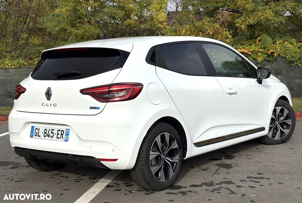 Renault Clio V E-Tech 145 Techno - 2