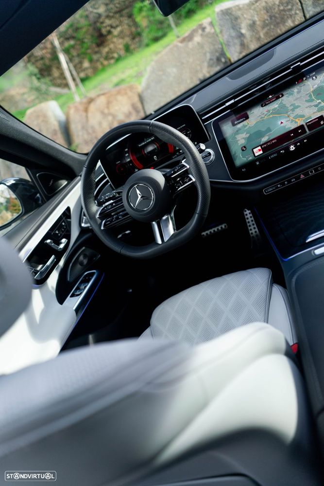 Mercedes-Benz E 300 - 30