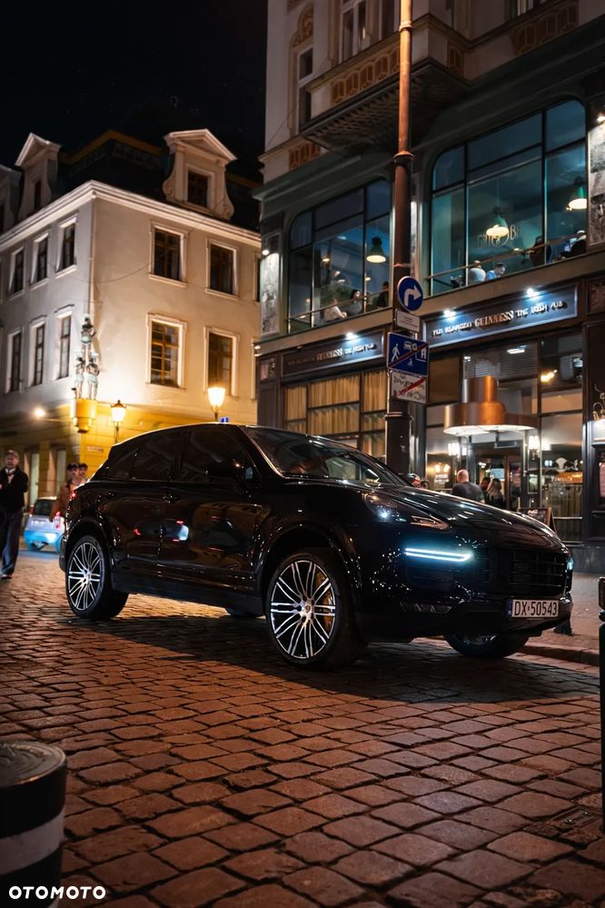 Porsche Cayenne Turbo S Tiptronic S - 39