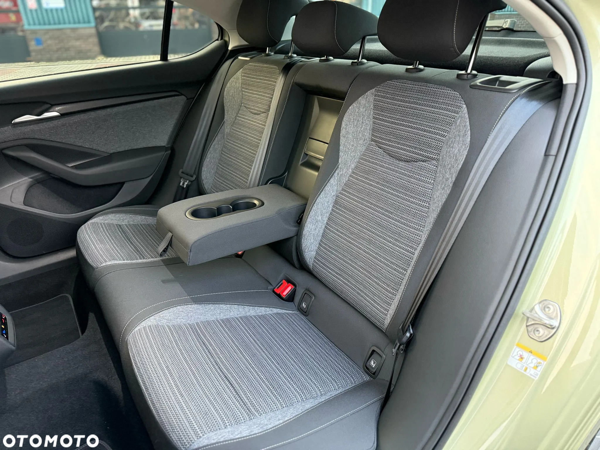 Skoda Superb 2.0 TDI SCR 4x4 Selection DSG - 24