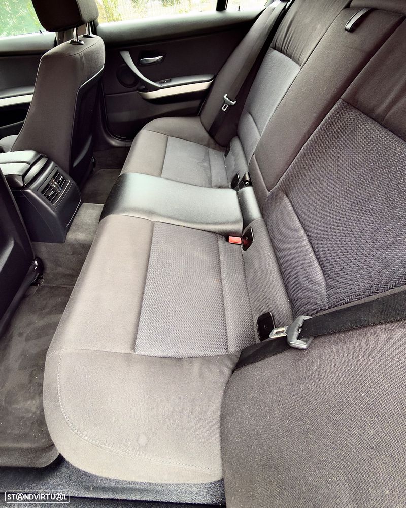 BMW 320 d Touring Line Sport - 8