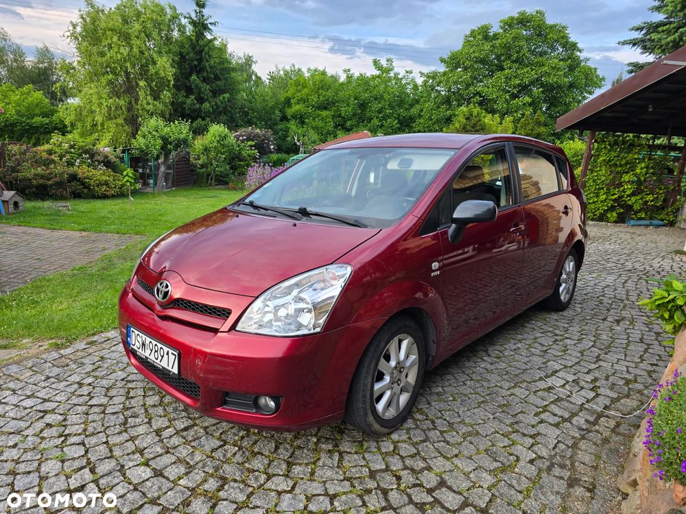 Toyota Corolla - 1