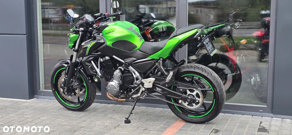 Kawasaki Z 650 - 25