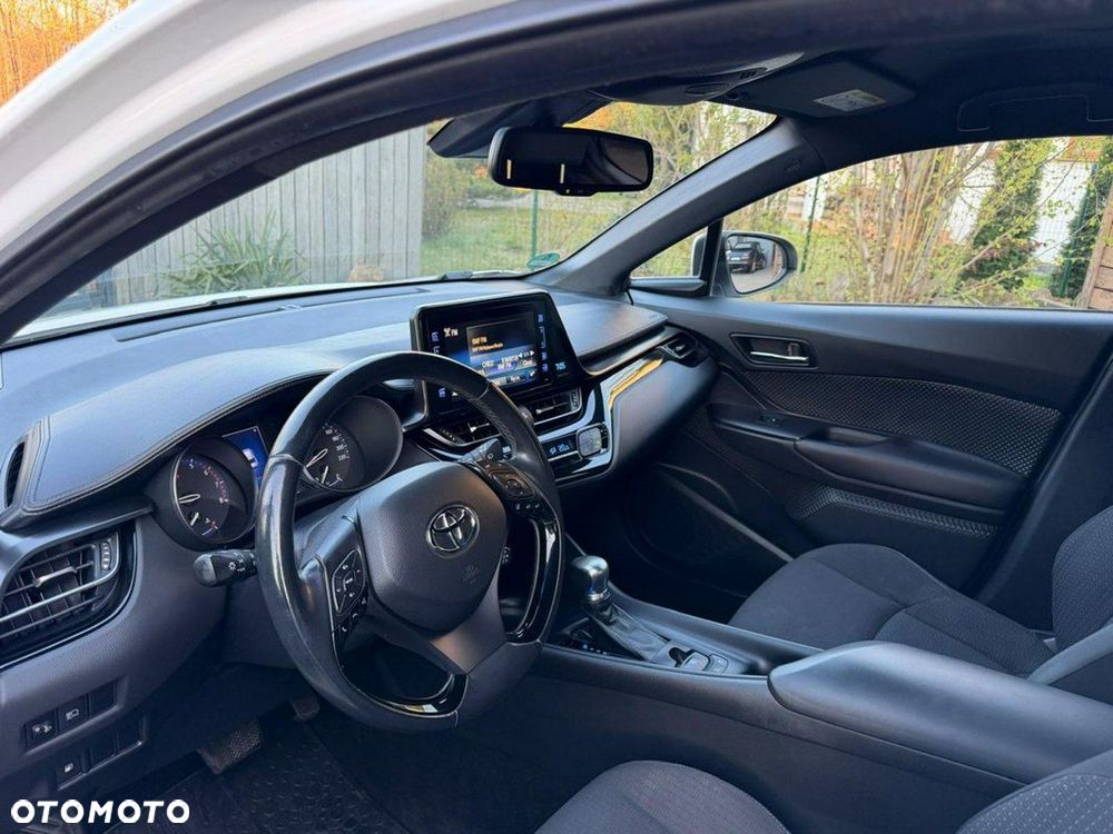 Toyota C-HR 1.2 Turbo Multidrive Flow - 6