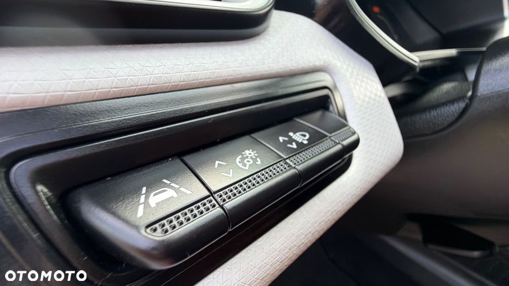 Renault Clio TCe 100 EDITION ONE - 25