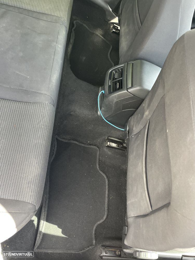 SEAT Leon ST 1.6 TDI FR S/S - 20