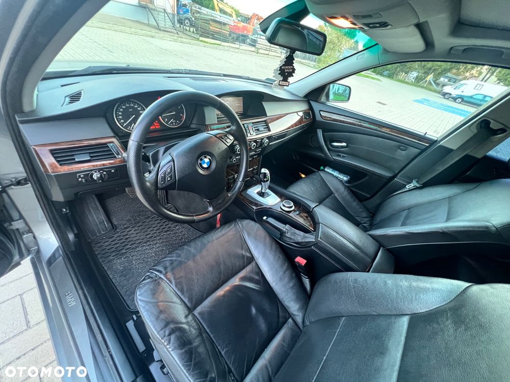BMW Seria 5 535d Edition Exclusive - 11