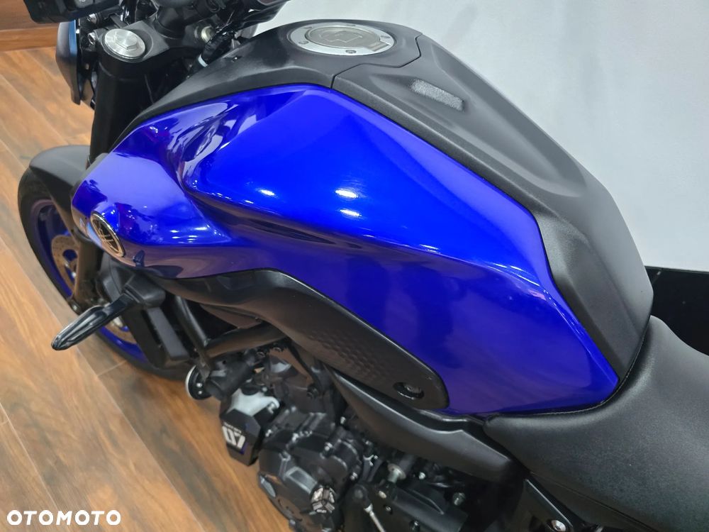 Yamaha MT - 12