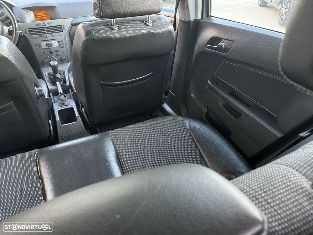 Opel Astra 1.7 CDTI Cosmo M5 - 10